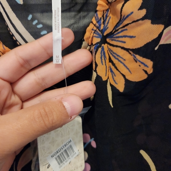 NWT FREE PEOPLE Of Paradise Top Size Medium - Picture 4 of 6